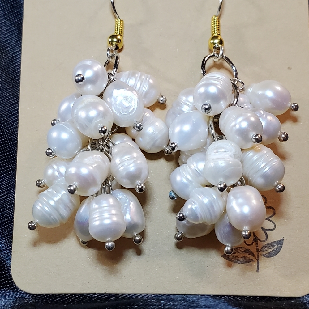 Stunning Freshwater Pearl cluster earrings